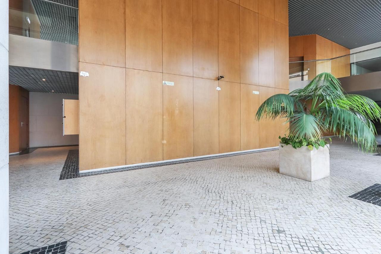 Vita Portucale ! Modern Apartment With Garage Лиссабон Экстерьер фото