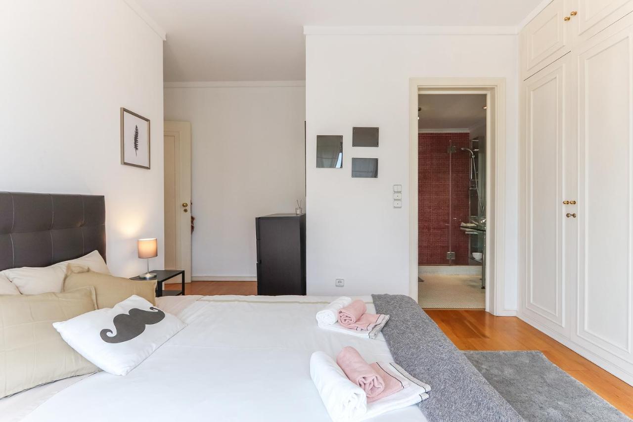 Vita Portucale ! Modern Apartment With Garage Лиссабон Экстерьер фото
