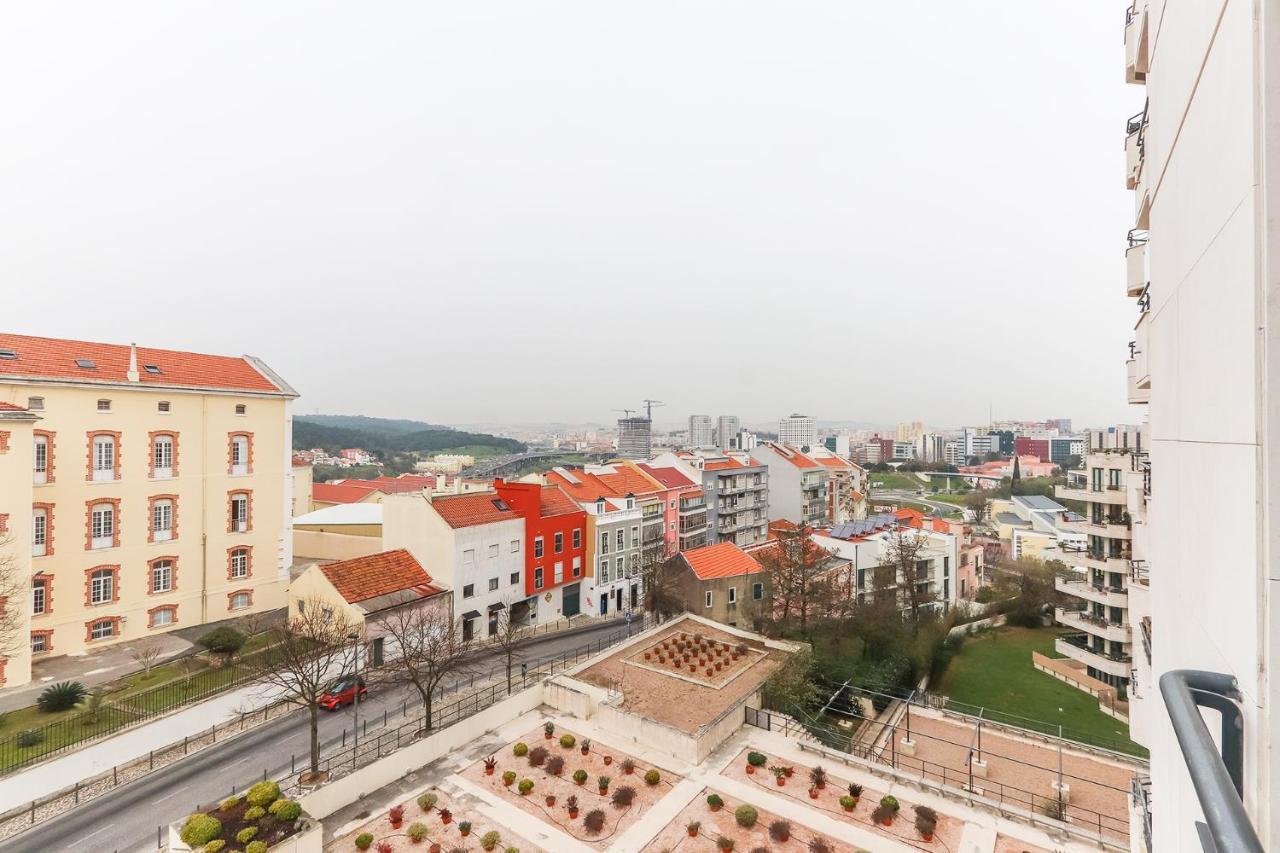 Vita Portucale ! Modern Apartment With Garage Лиссабон Экстерьер фото